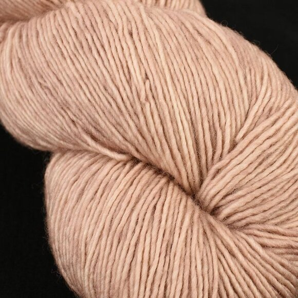 LITLG Singles Sock Yarn 100% Superwash Merino Wool Hand Dyed Nude - Picture 2 of 3